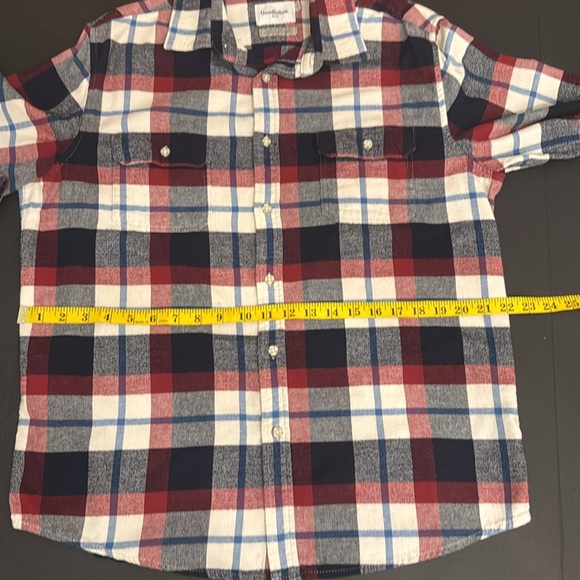 Men’s Goodfellow Flannel Plaid Button Shirt - Picture 7 of 17